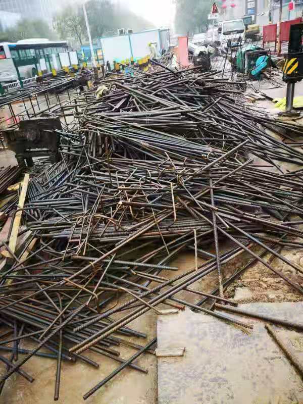 工地鋼筋頭廢料–陜建六公司 